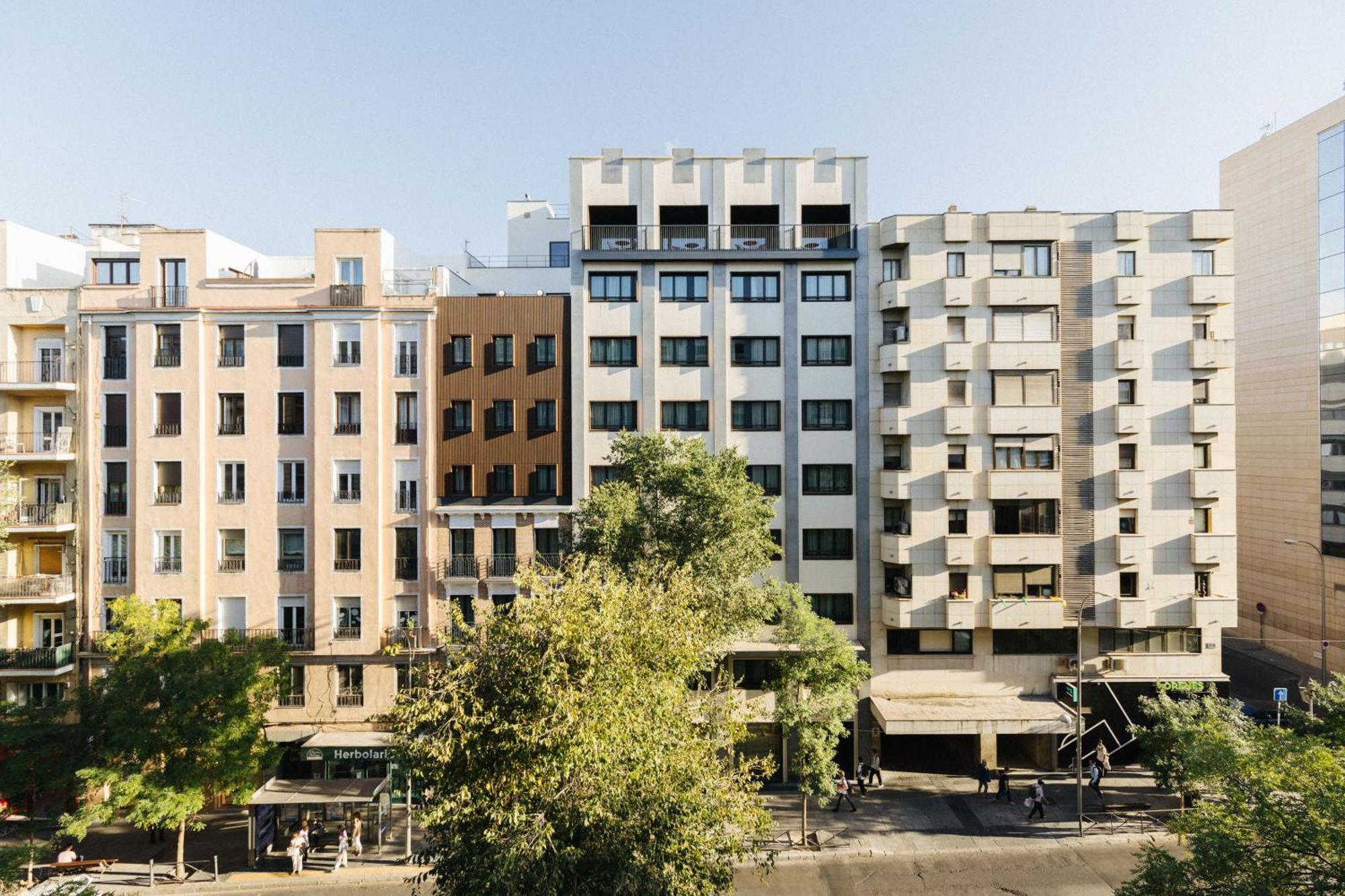 Atipico Madrid — Photos 2
